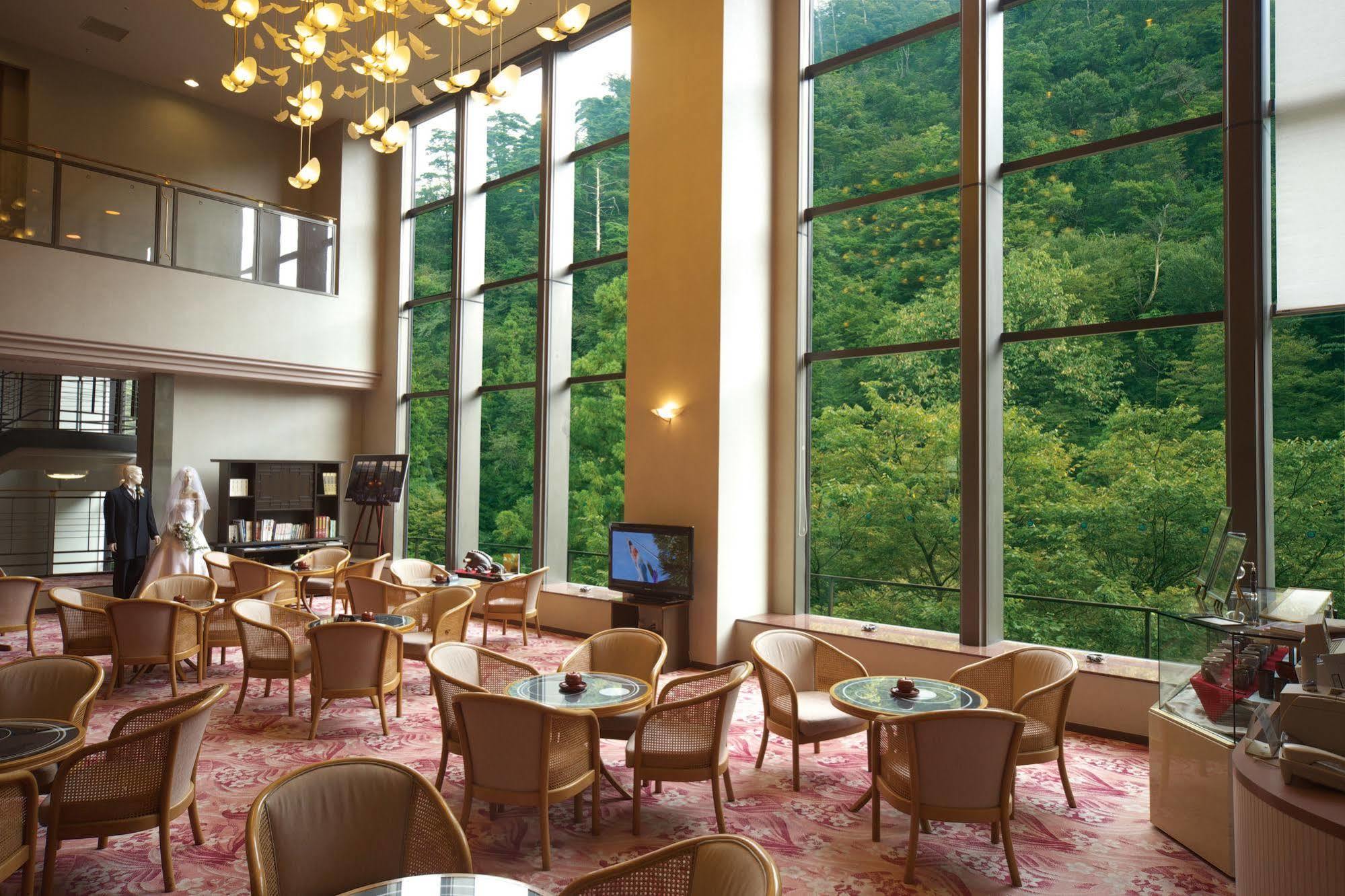 Royal Hotel Yamanaka Onsen Kajikaso Kaga  Bagian luar foto